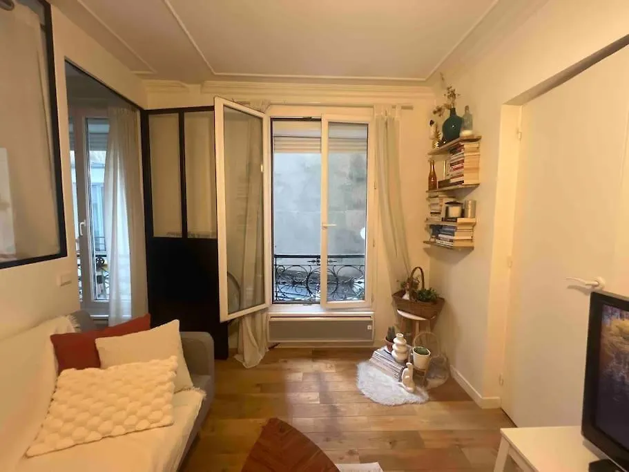 2 Pieces Cozy In The Heart Of Παρίσι